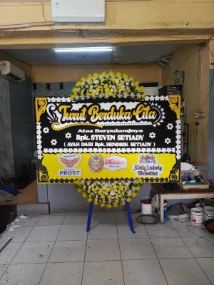 Papan Bunga di Gandaria Utara