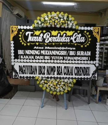 Papan Bunga di Gandaria Utara